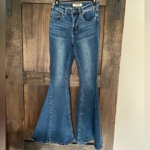 Womens 26x34 flares
